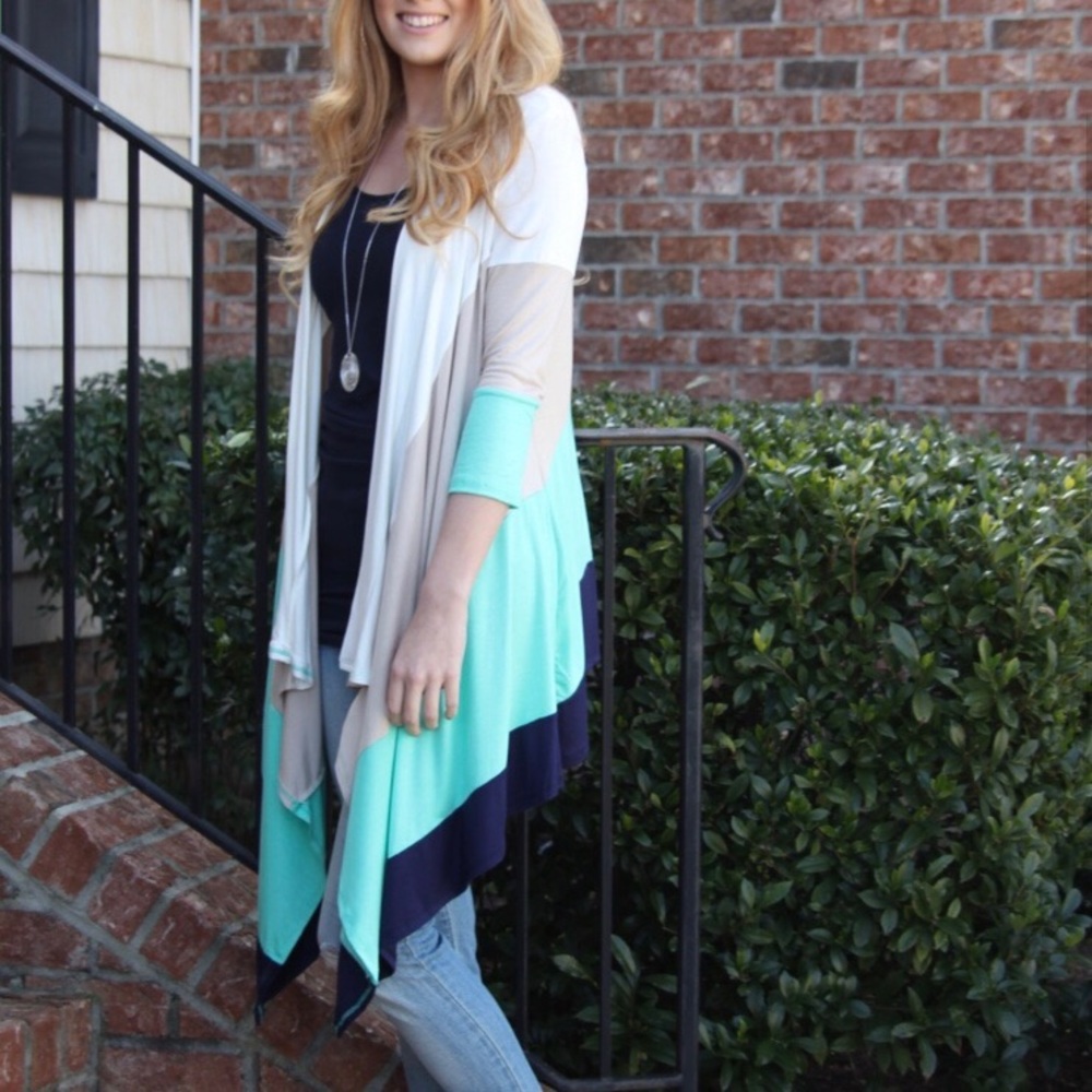 Neutral Color Cardigan - Picture 2 of 3